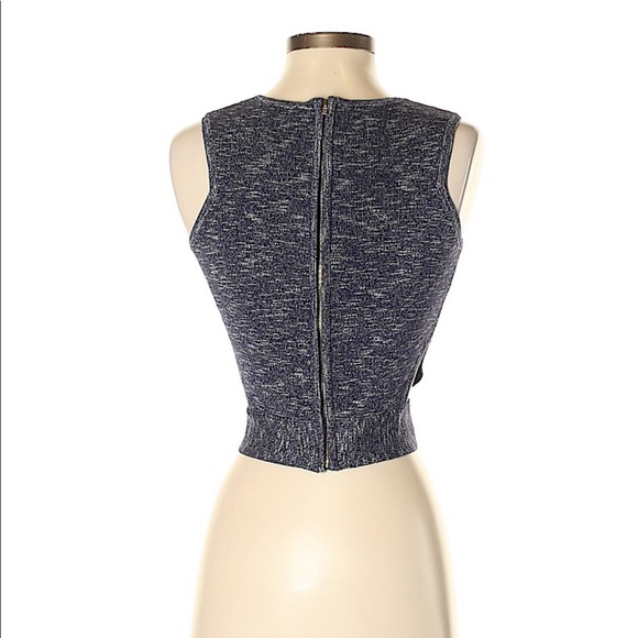Lucy Paris Sleeveless Cutout Blue Top - Picture 4 of 8